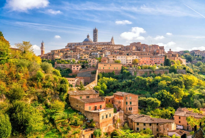 Tuscany vineyard autumn harvest September October best time to visit Italy luxury travel.